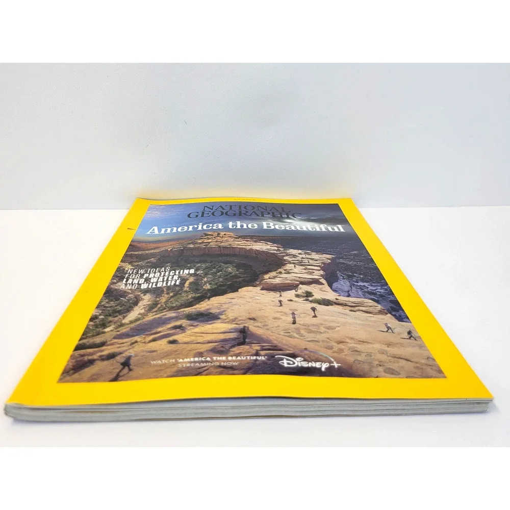 National Geographic Magazine America the Beautiful‎ September 2022 Yellow OS